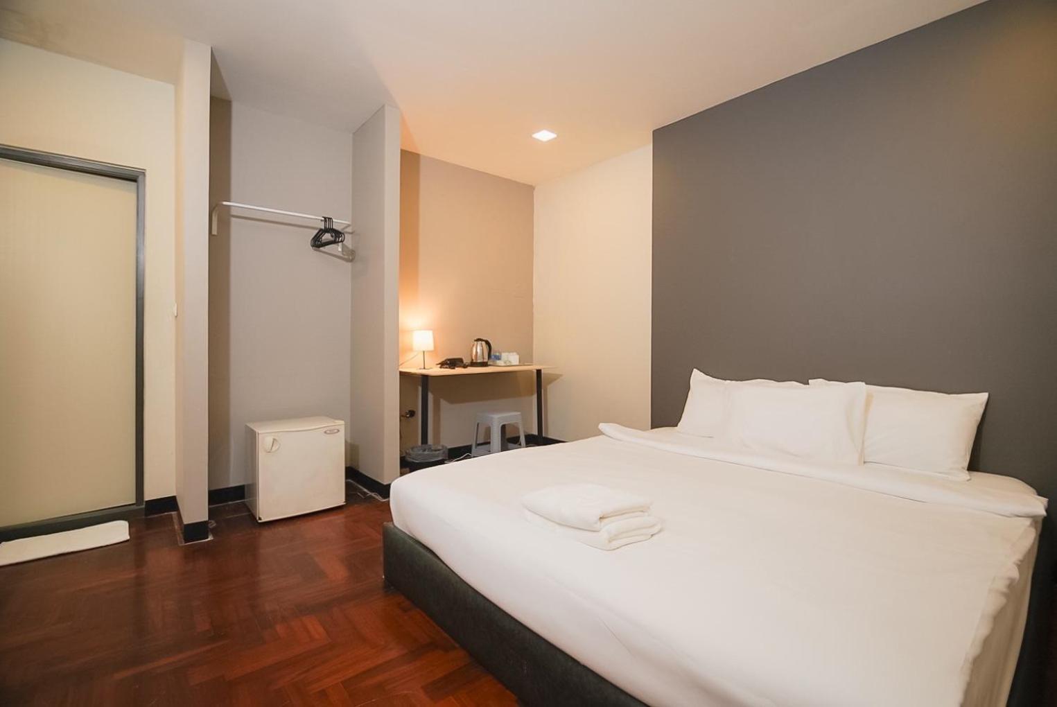 Go Inn Silom - Bts Saint Louis โกอินน์ สีลม - สถานีรถไฟฟ้าเซนต์หลุยส์ X Bangkok Buitenkant foto